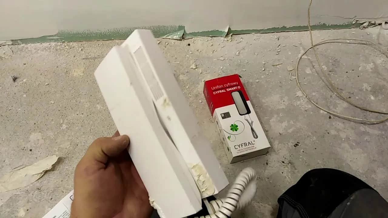 Podłącz domofon 4-przewodowy: Schematy, porady, rozwiązywanie problemów